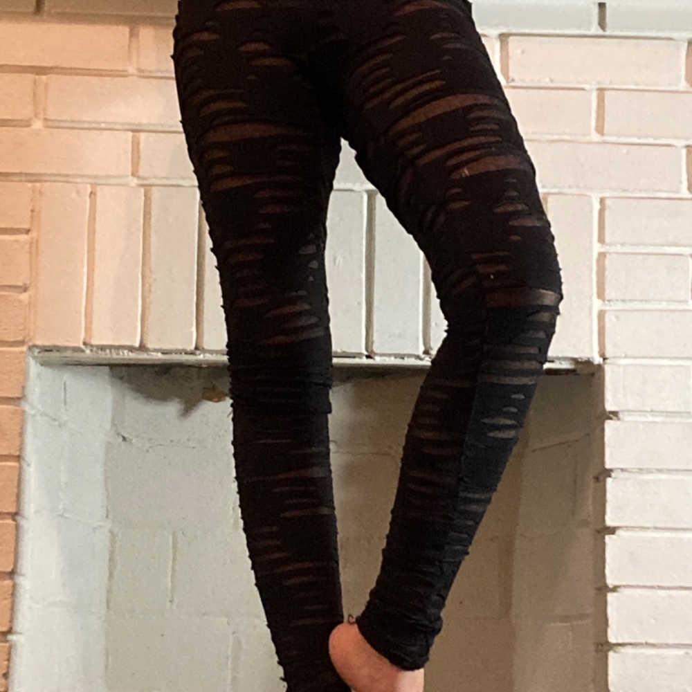 Vintage Silence + Noise black sheer “ torn “ legging tights - Picture 10 of 11